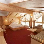 Hotel Sportlers Lifestyle-laessig-anders Solden